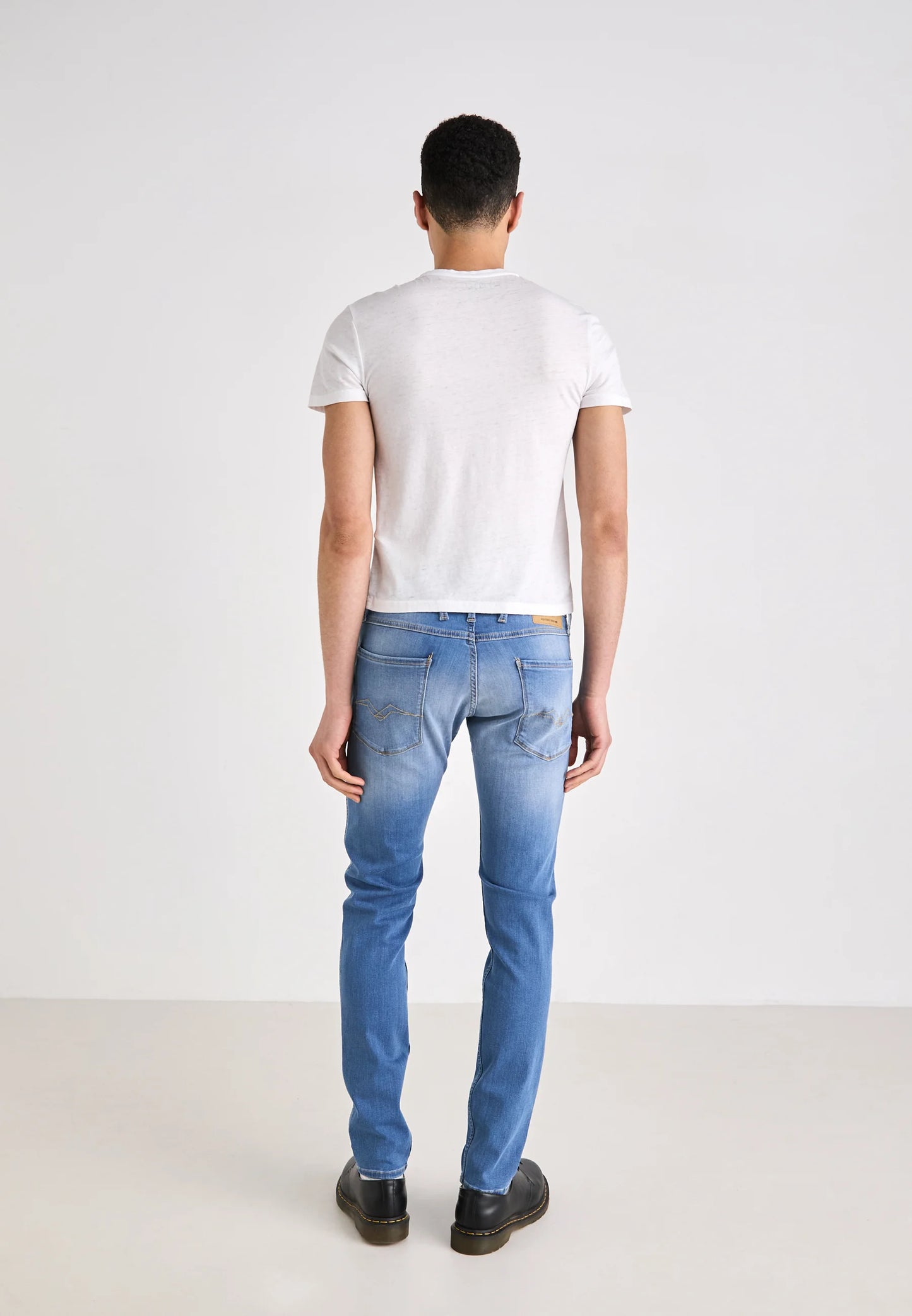 VAQUERO HOMBRE ANBASS SLIM REPLAY M914Y