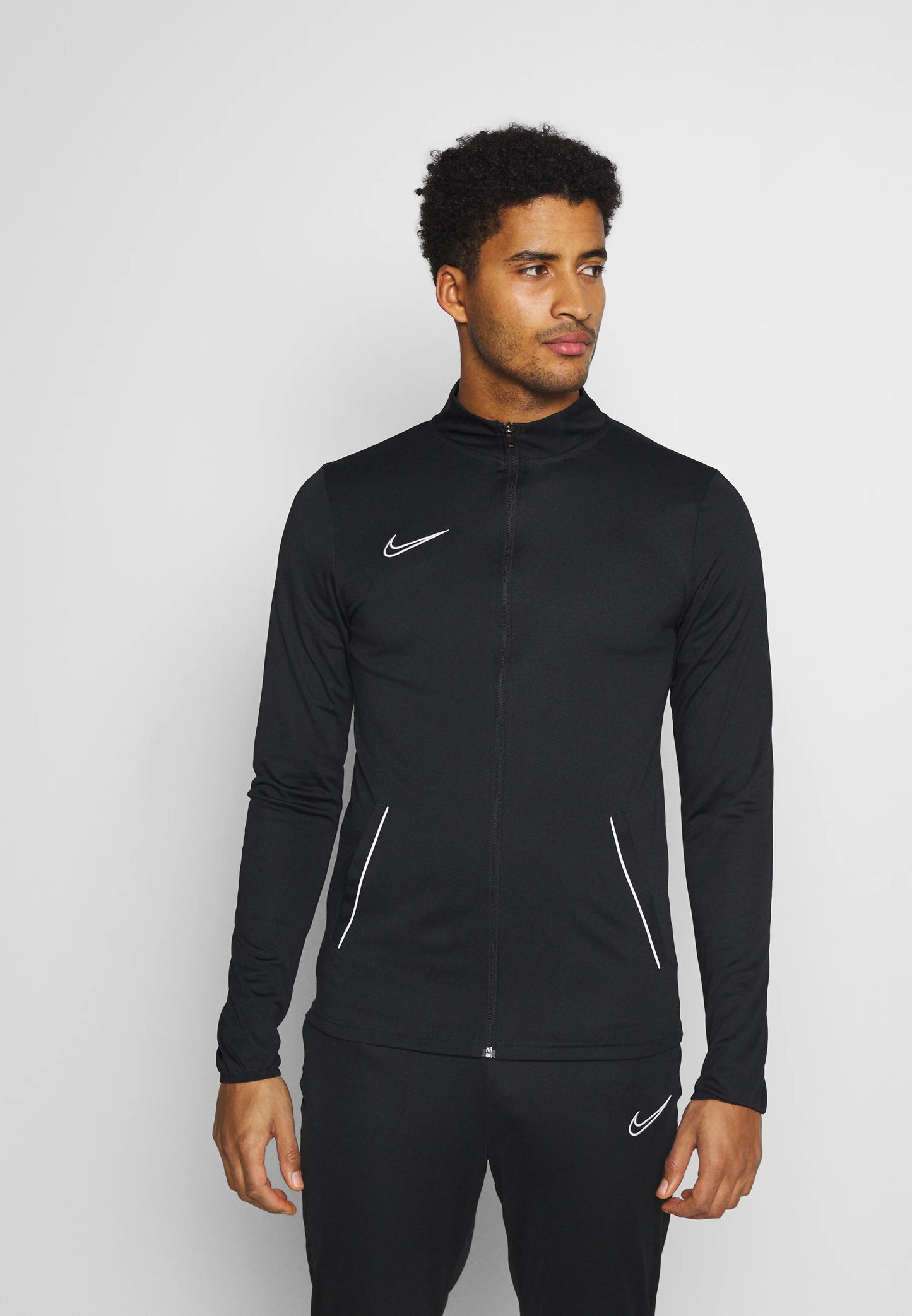 CONJUNTO NIKE HOMBRE CW6131-010