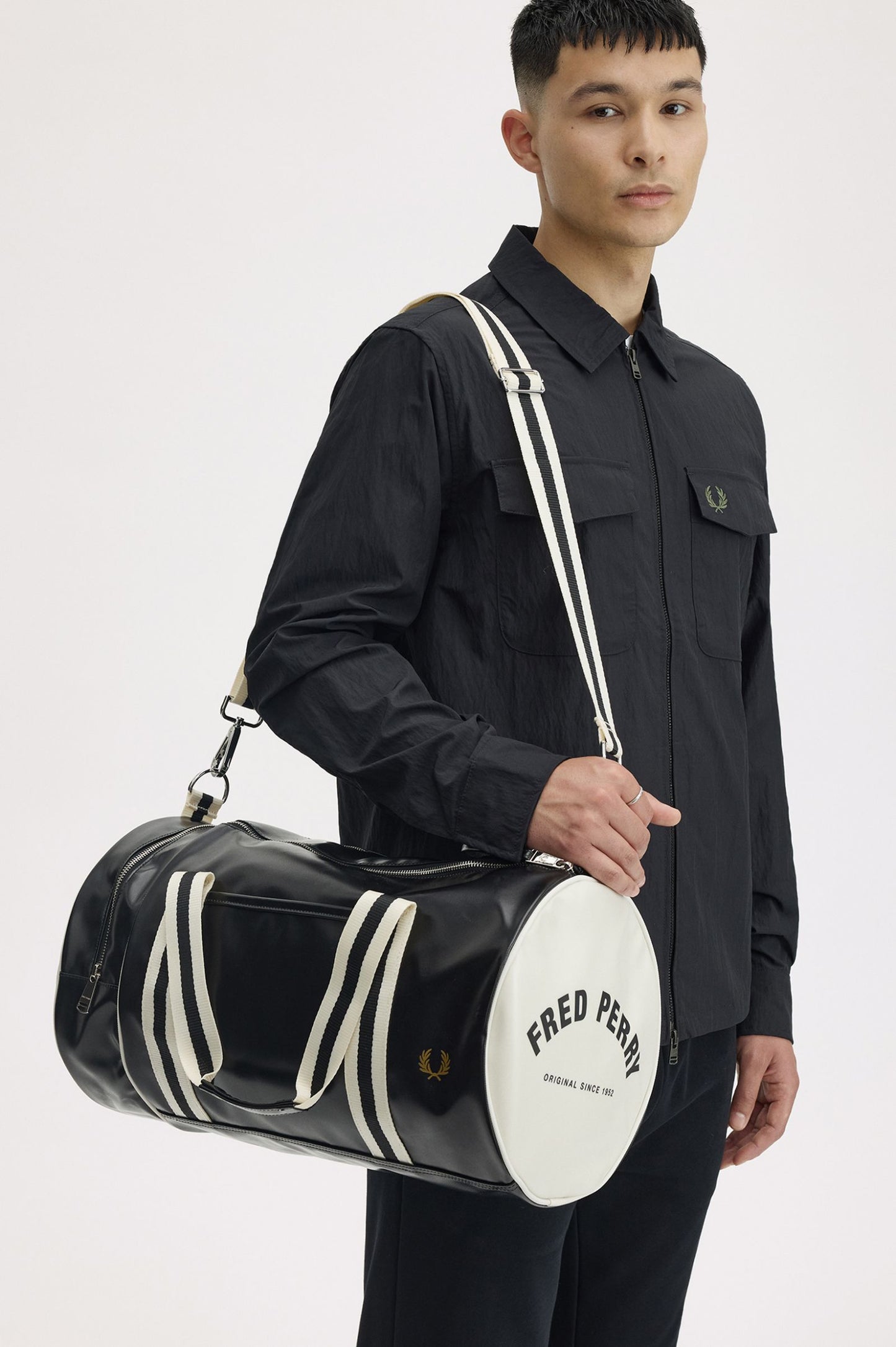 BOLSA DEPORTE FRED PERRY L7255