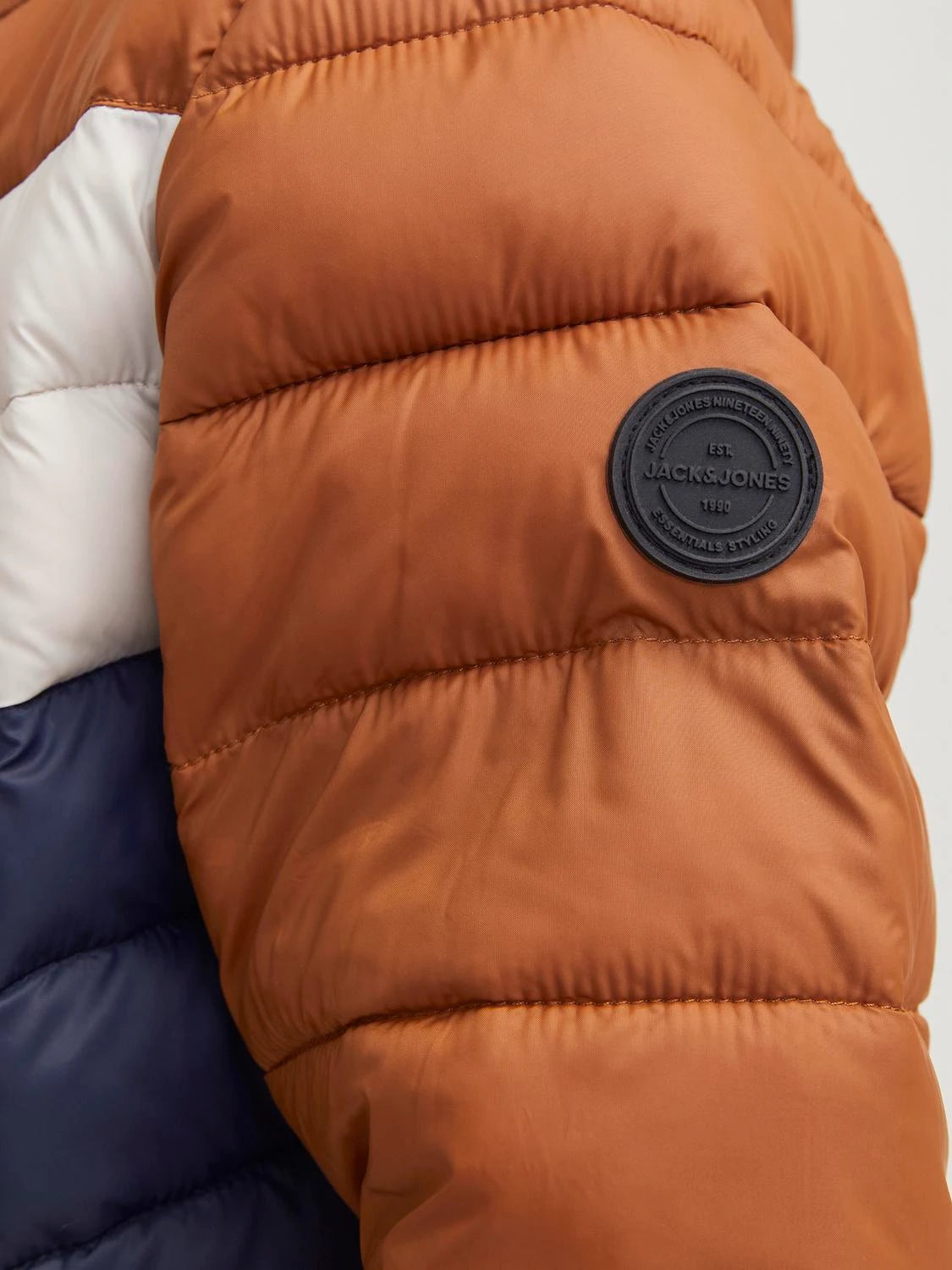 CHAQUETA CORTA ACOLCHADA JACK&JONES JUNIOR 12258556