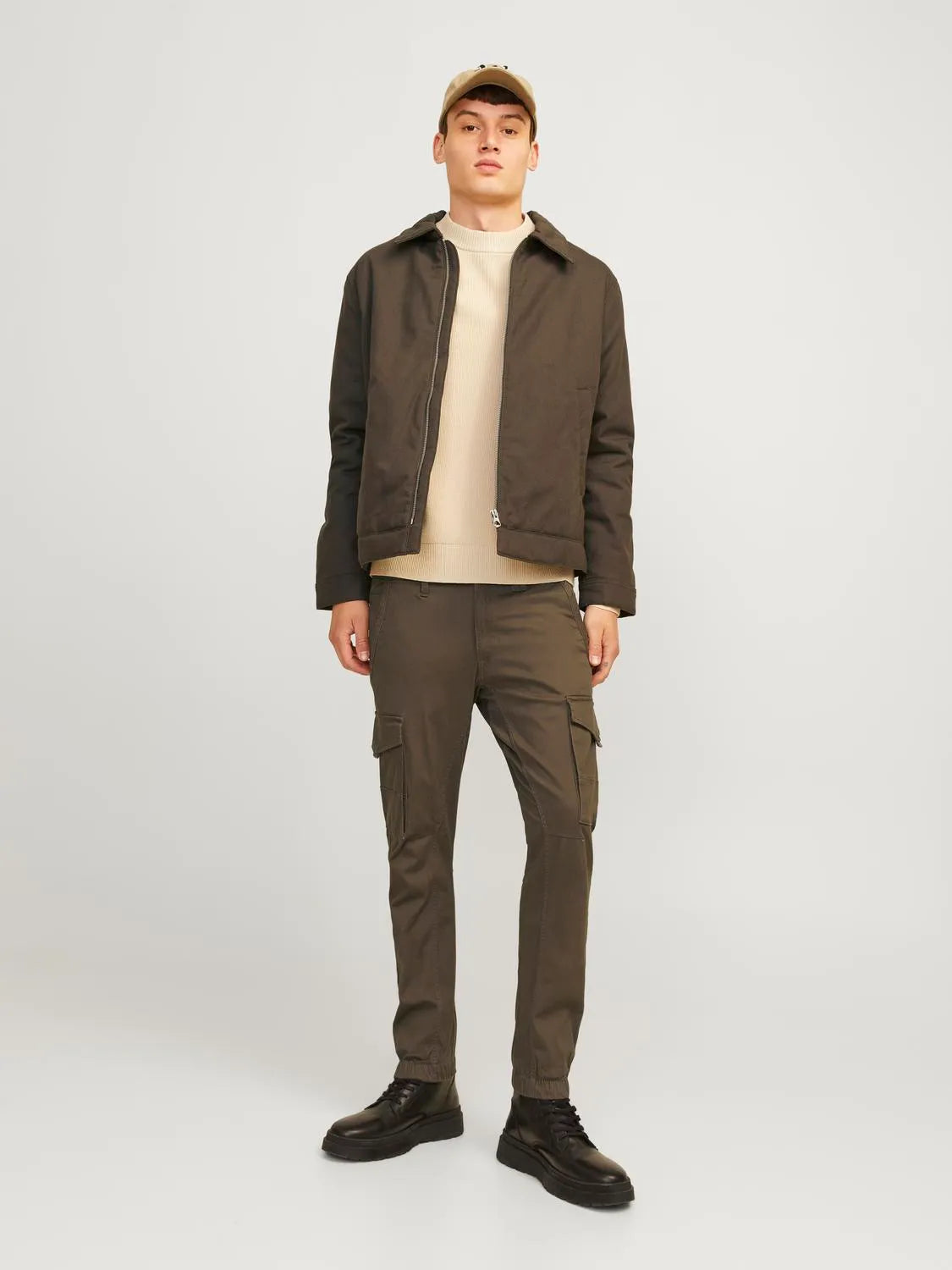 PANTALONES CARGO CORTE SLIM JACK & JONES 12139912