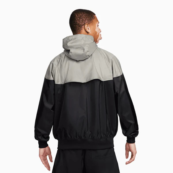 CHAQUETA CORTAVIENTOS NIKE DA0001