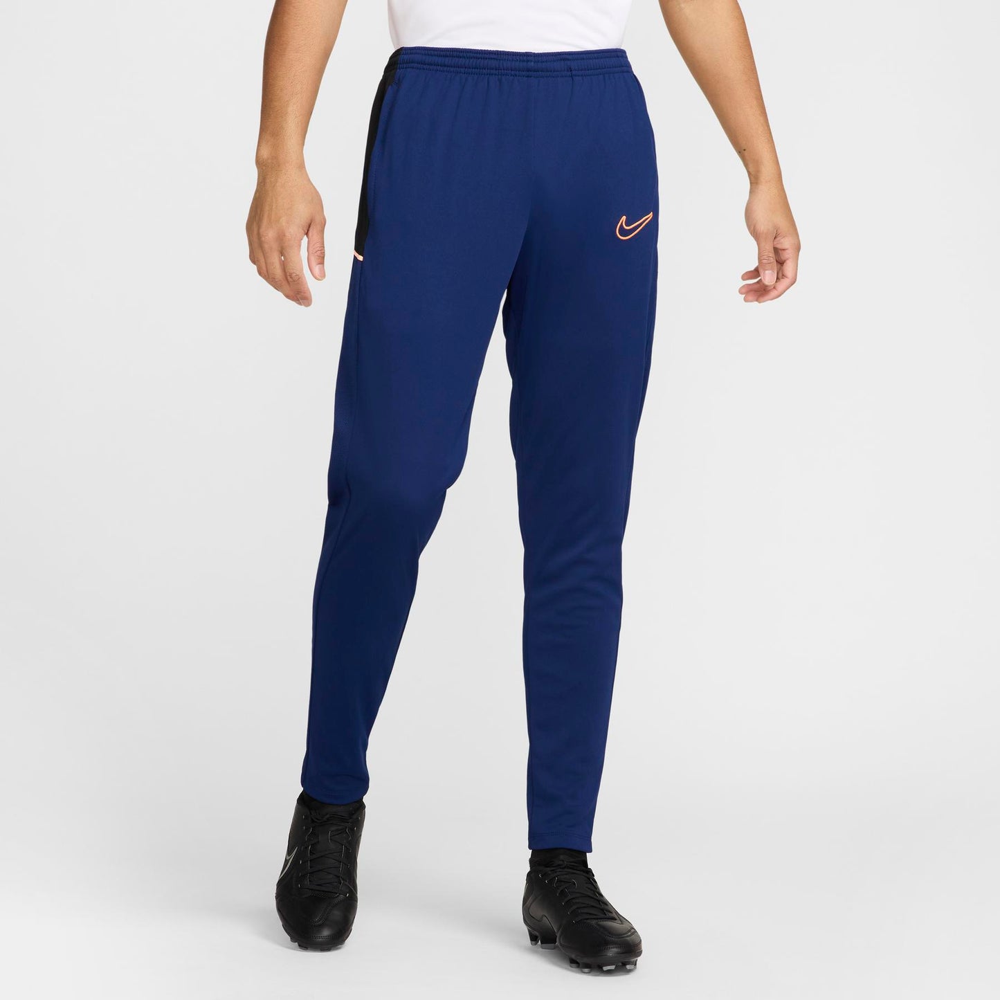 PANTALON NIKE HOMBRE HJ3776-491