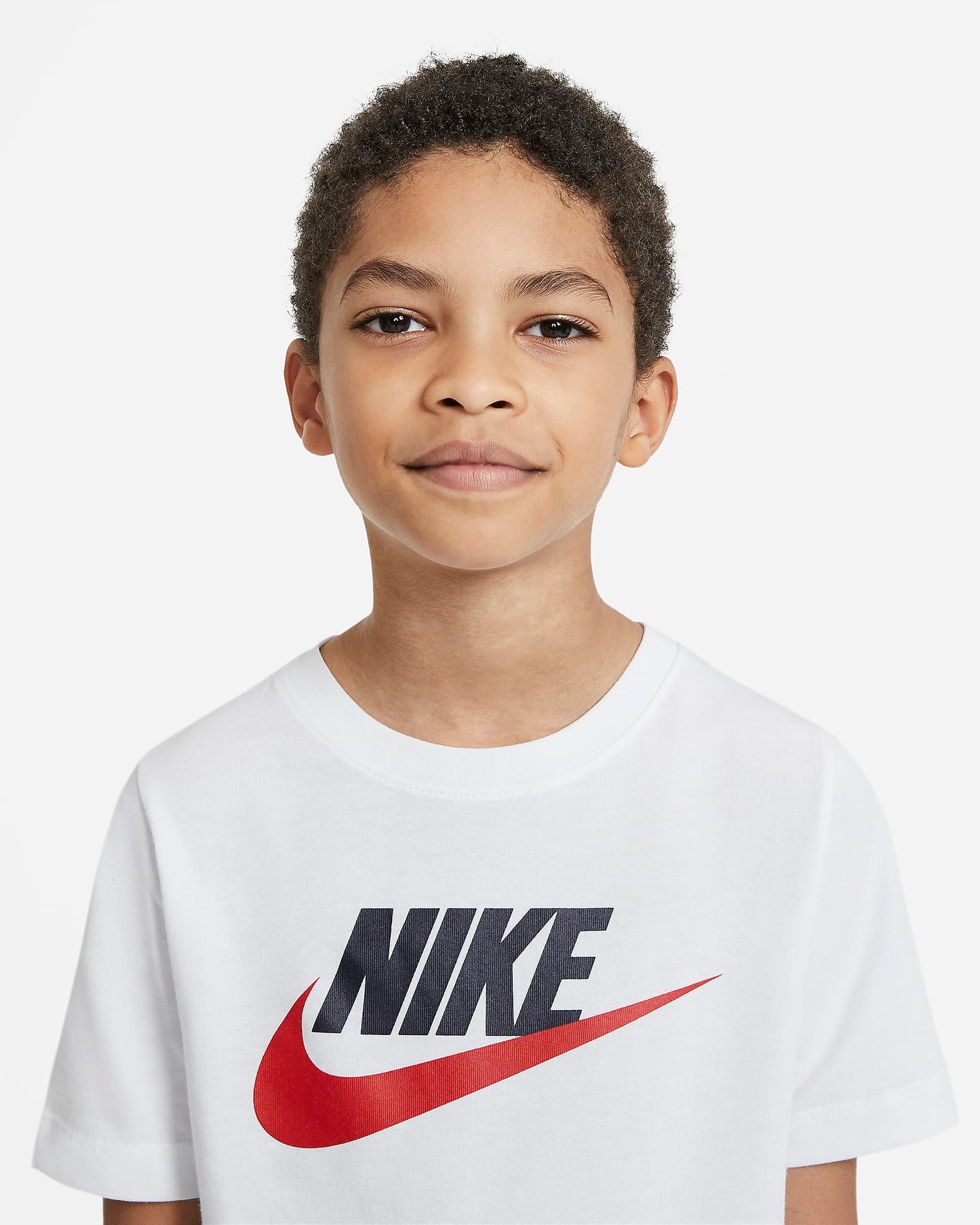 CAMISETA NIKE SPORTSWEAR KIDS AR5252-107