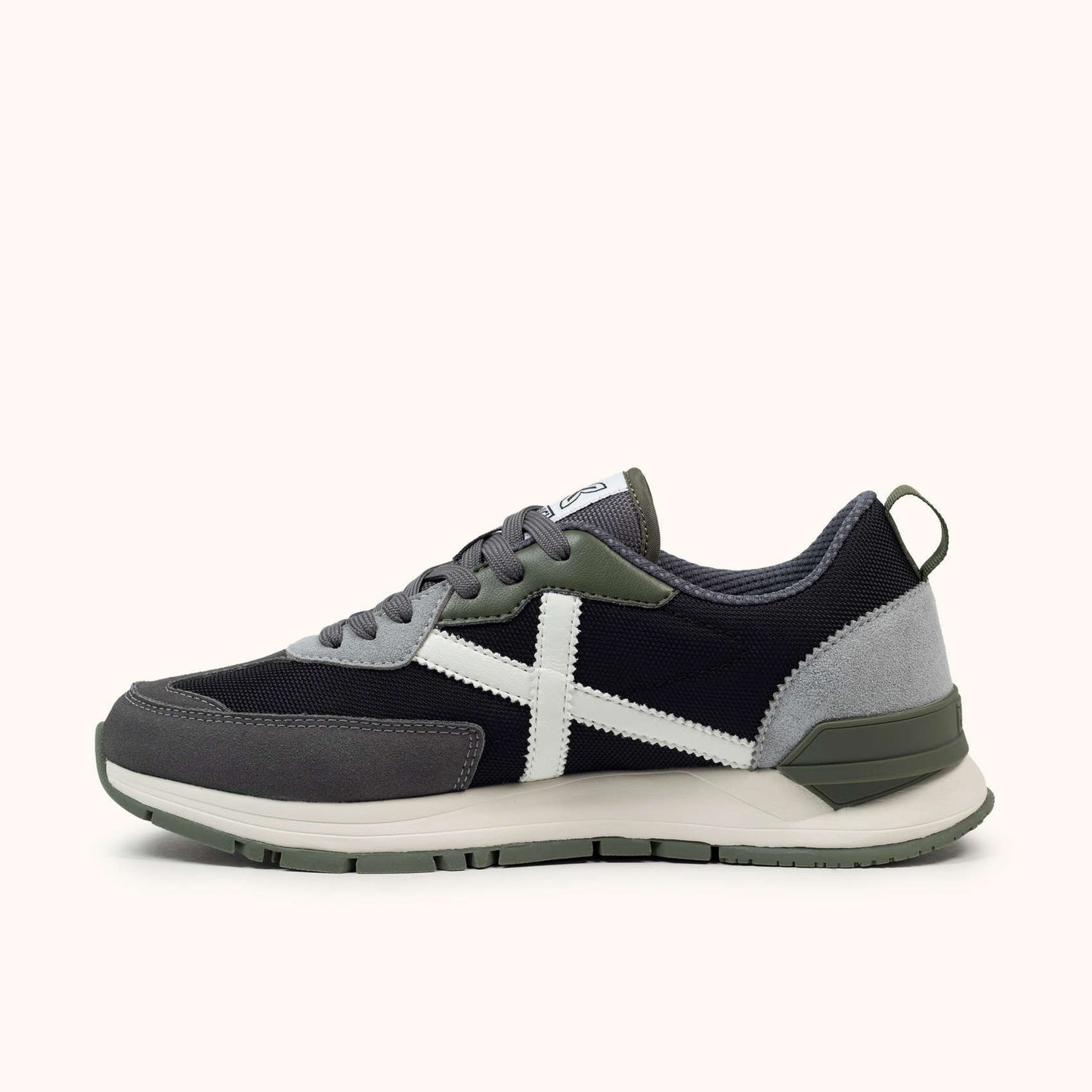 ZAPATILLA HOMBRE VERSATILE 27  MUNICH 8832027