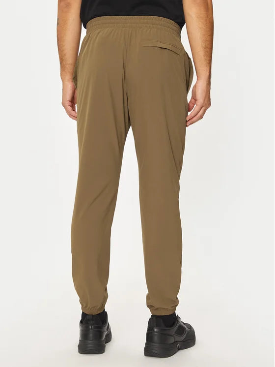 PANTALONES UNDER ARMOUR HOMBRE 1386557
