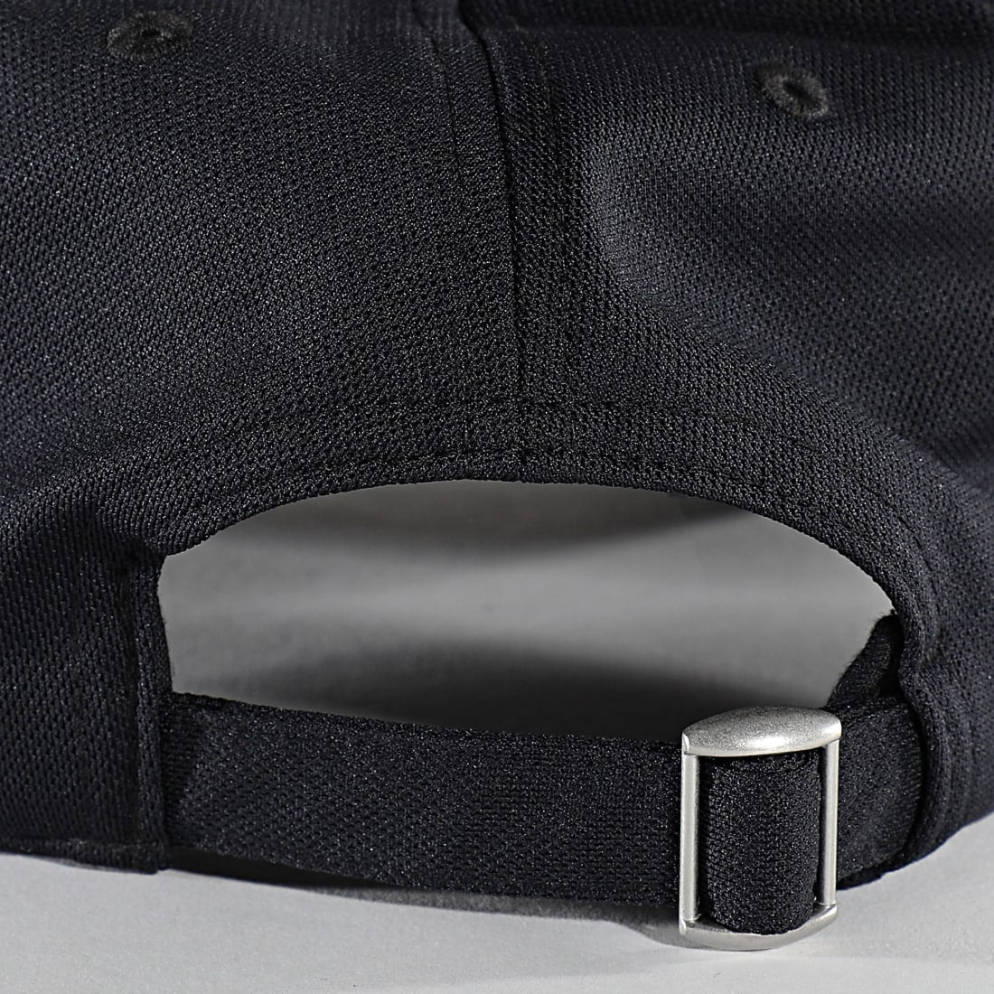 GORRA UNDER ARMOUR ESSENTIAL LOW 1381645