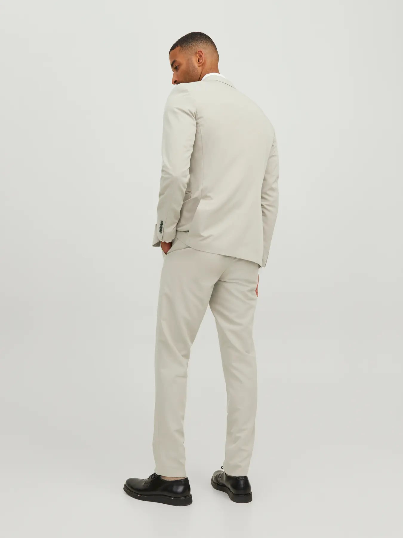 TRAJE CHAQUETA SASTRE ENTALLADO HOMBRE JACK & JONES 12181339